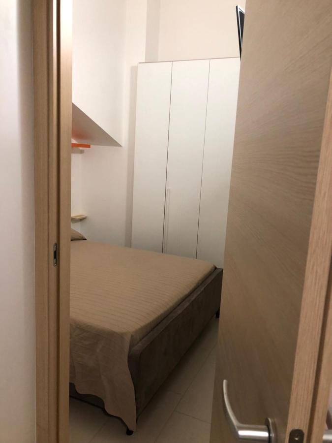 Ferienwohnung Mansarda Mentana Due Vittoria Exterior foto
