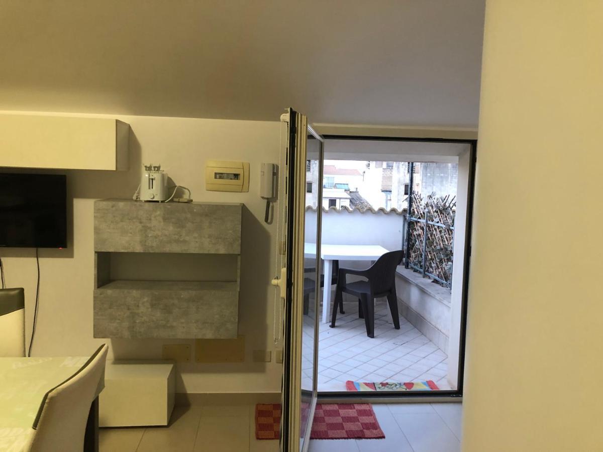 Ferienwohnung Mansarda Mentana Due Vittoria Exterior foto